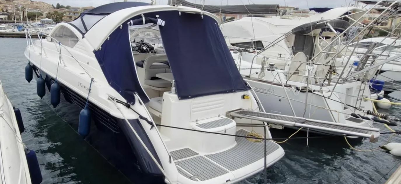 FAIRLINETARGA 37